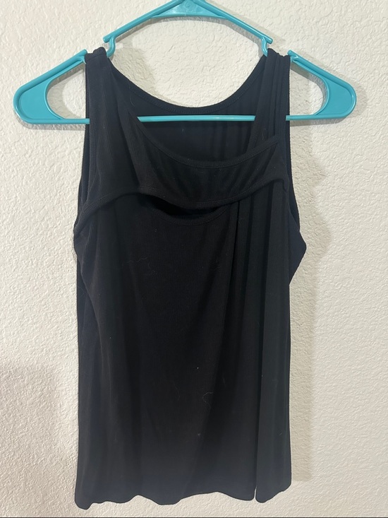 Tops - Black Sleeveless Women’s Tank Top